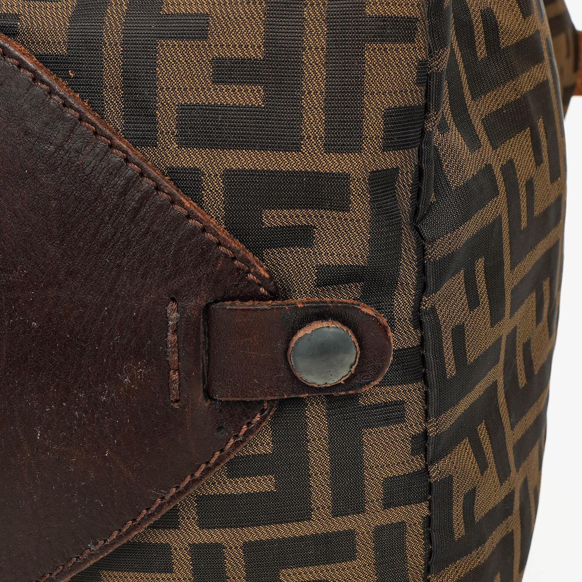 Fendi FF Zucca Tragetasche in Braun