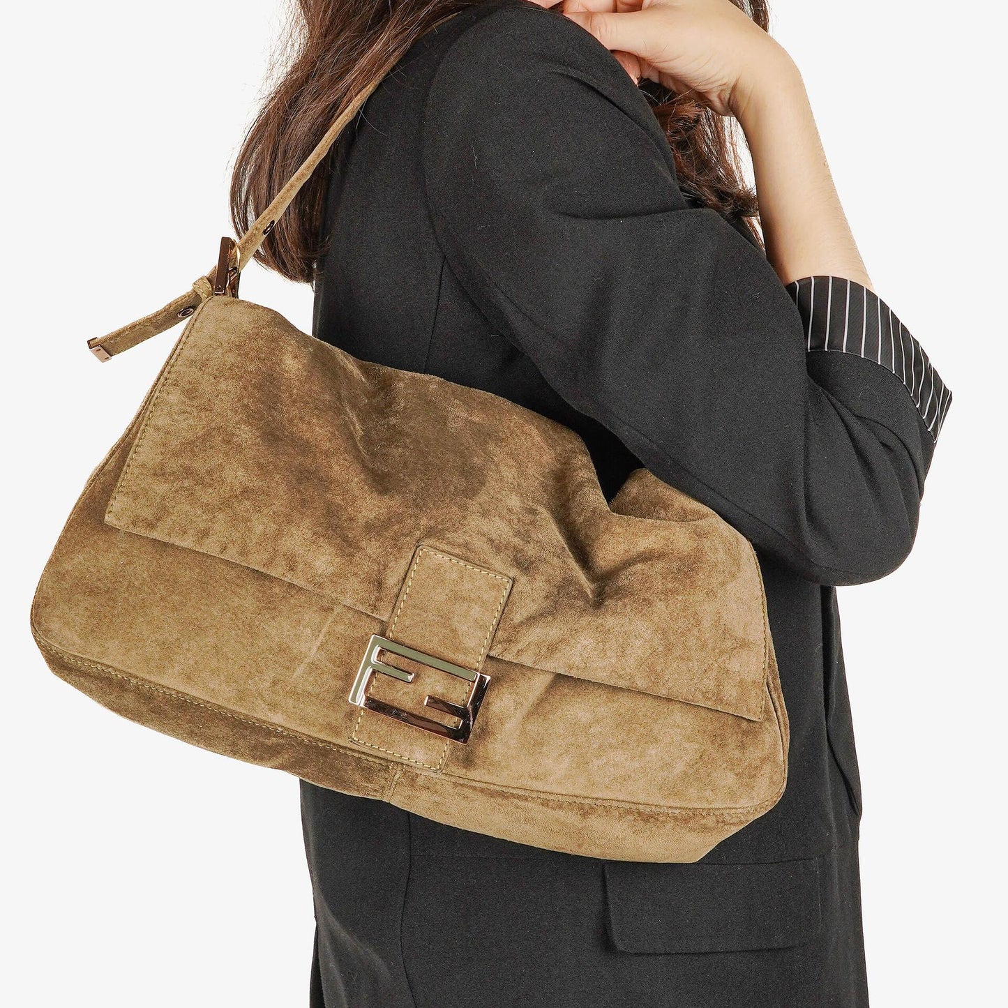 Fendi Große Mama Baguette Schultertasche aus Wildleder
