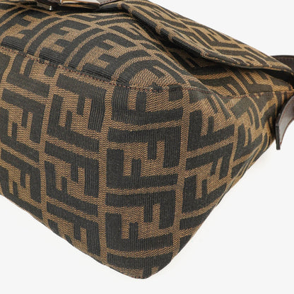 Fendi Mama Baguette Zucca Schultertasche in Braun
