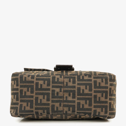 Fendi Mama Baguette Zucca Schultertasche in Braun