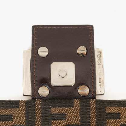 Fendi Mama Baguette Zucca Schultertasche in Braun