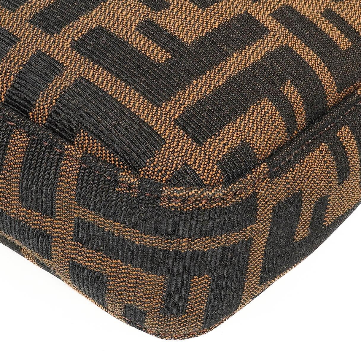 Fendi Zucca Baguette FF Schultertasche Braun