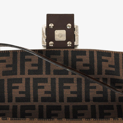 Fendi Zucca Baguette FF Schultertasche in Braun