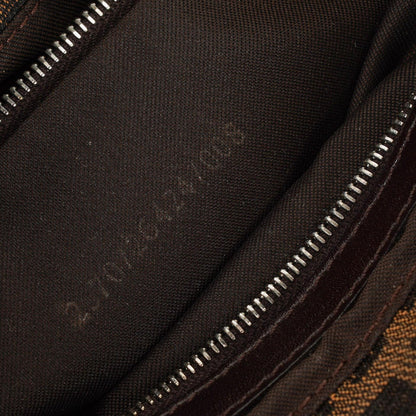 Fendi Zucca Baguette FF Schultertasche in Braun