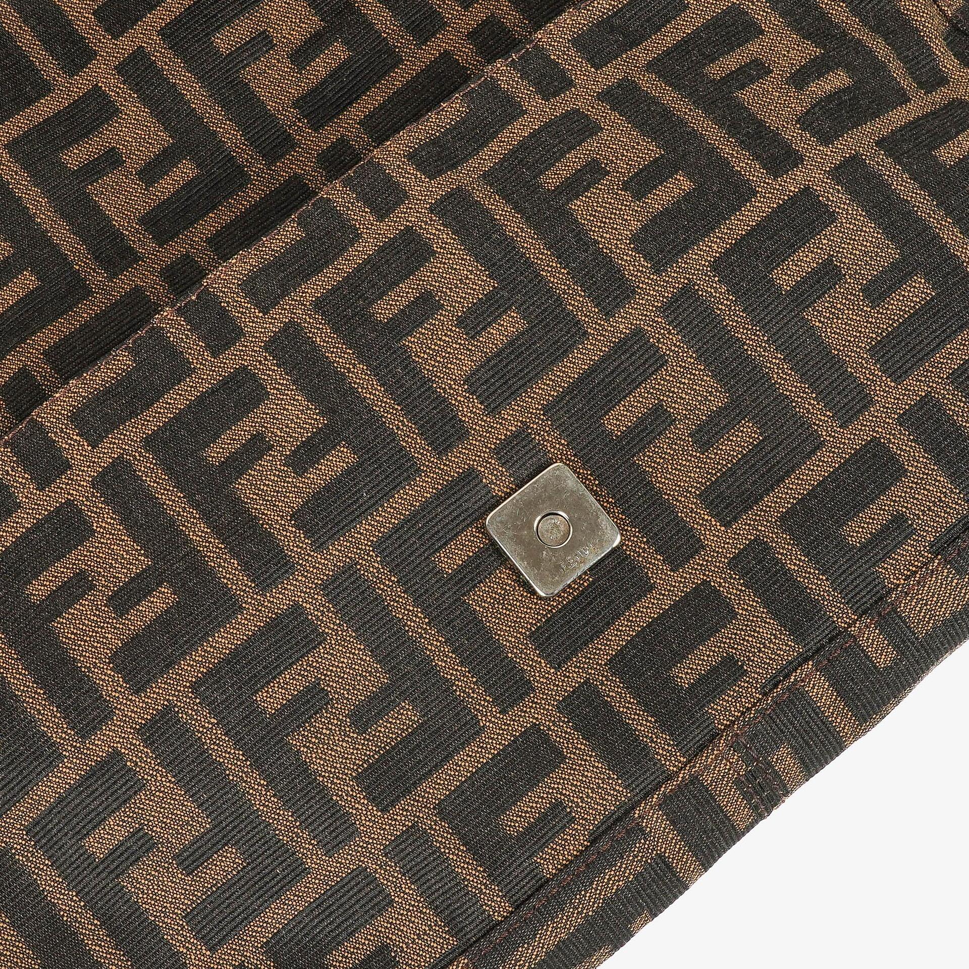 Fendi Zucca Baguette FF Schultertasche in Braun