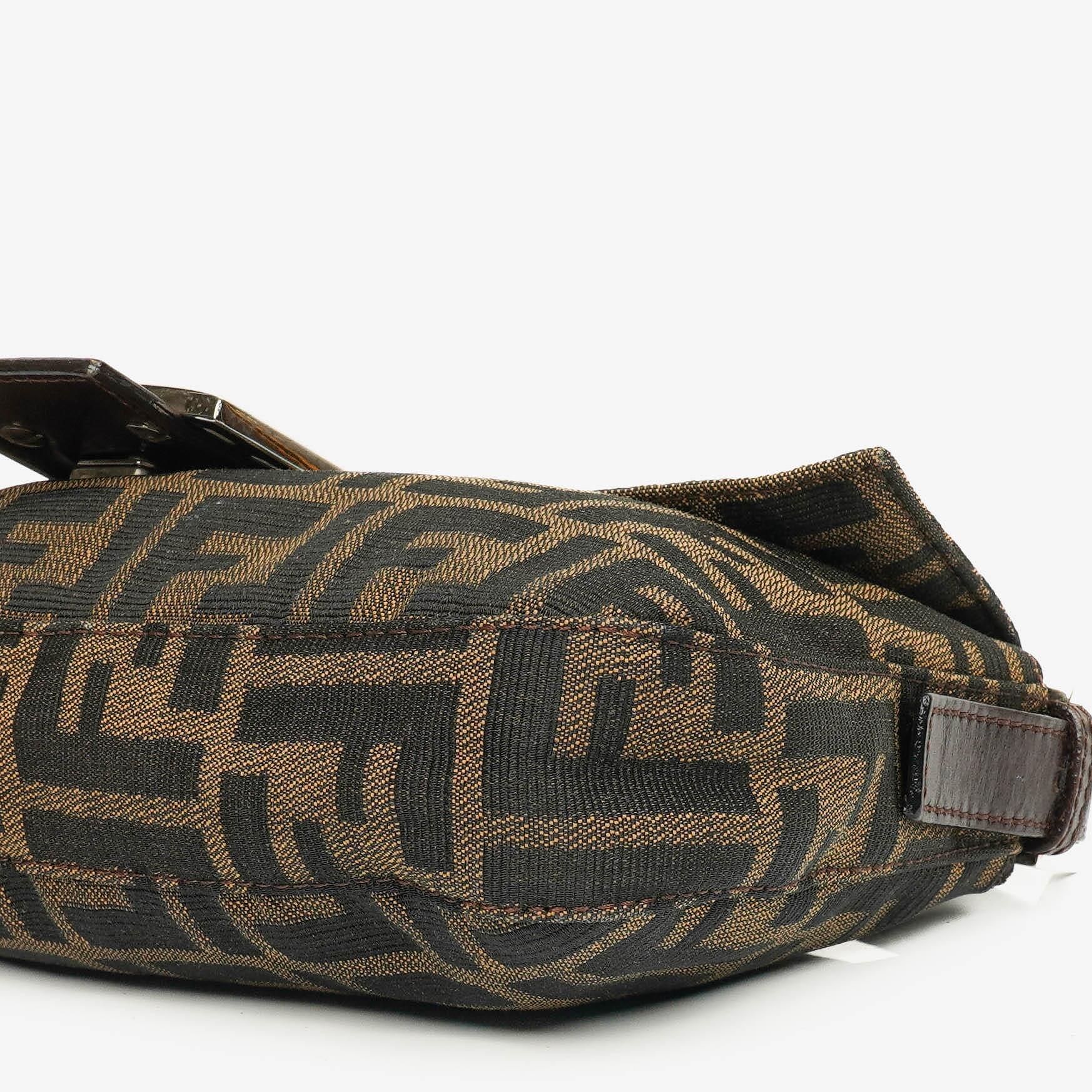 Fendi Zucca Baguette Schultertasche