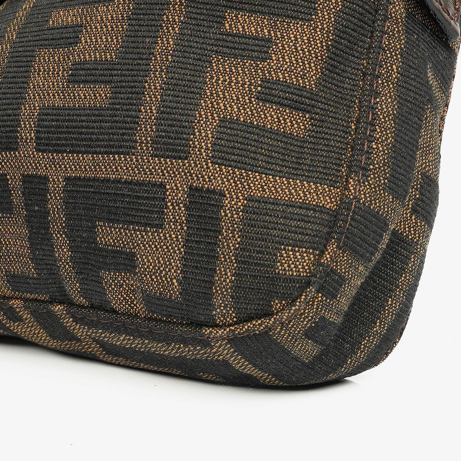 Fendi Zucca Baguette Schultertasche
