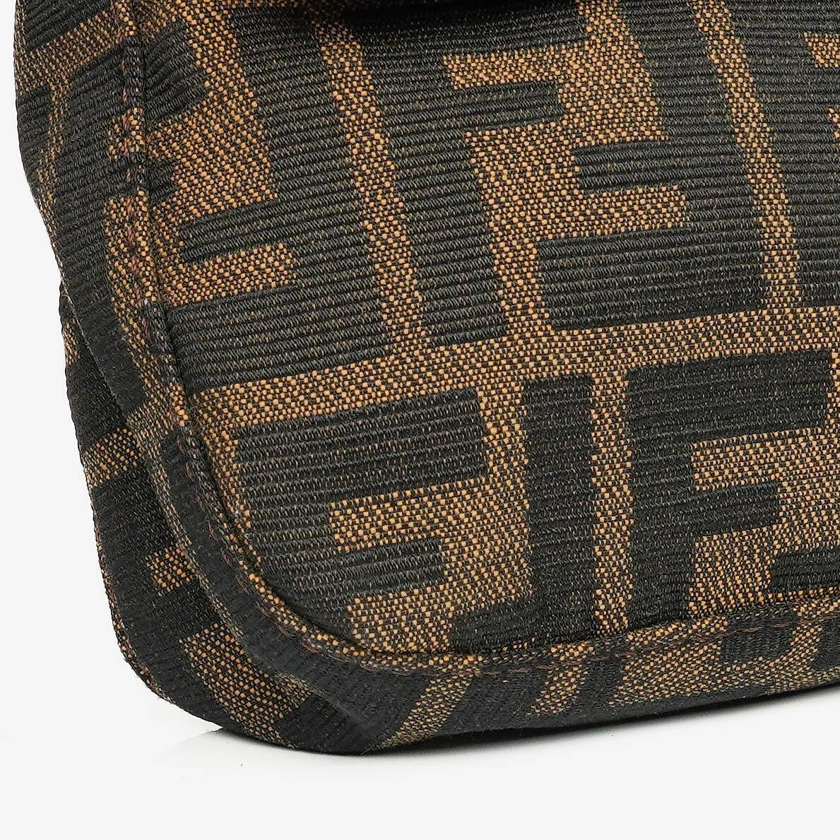 Fendi Zucca Baguette Schultertasche