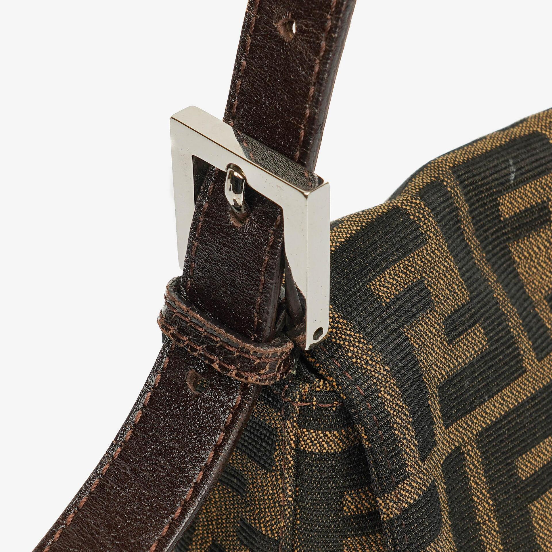 Fendi Zucca Baguette Schultertasche