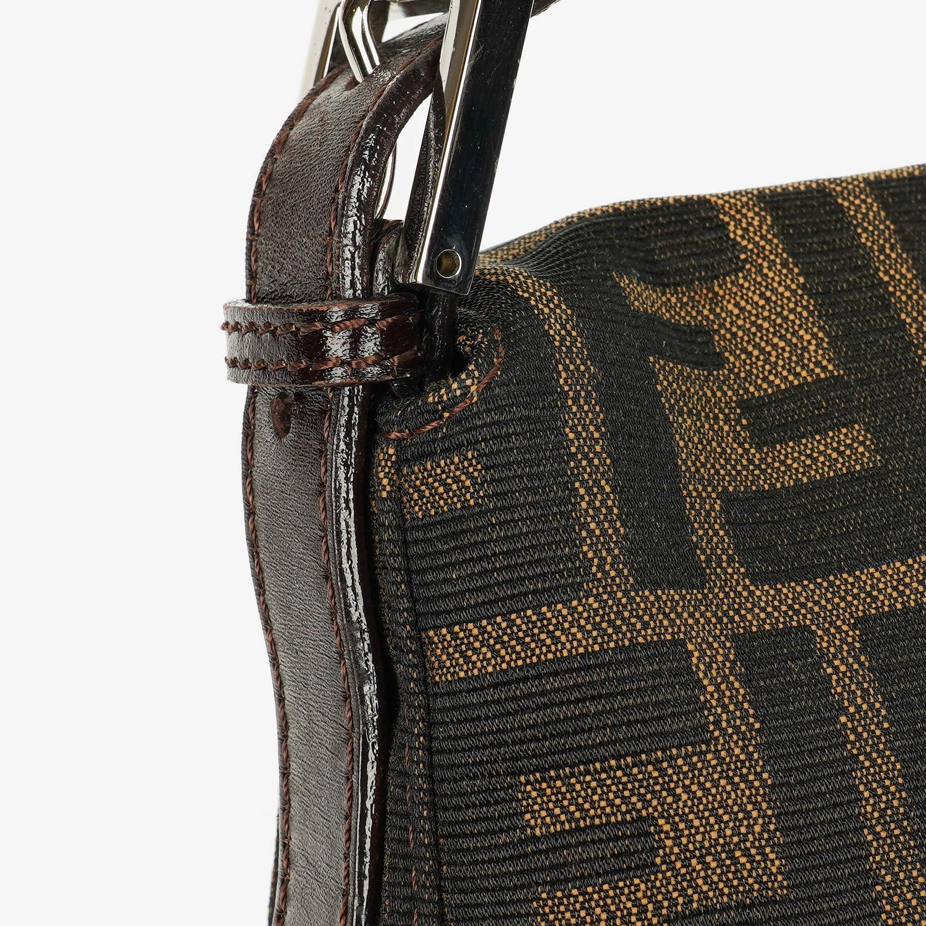 Fendi Zucca Baguette Schultertasche