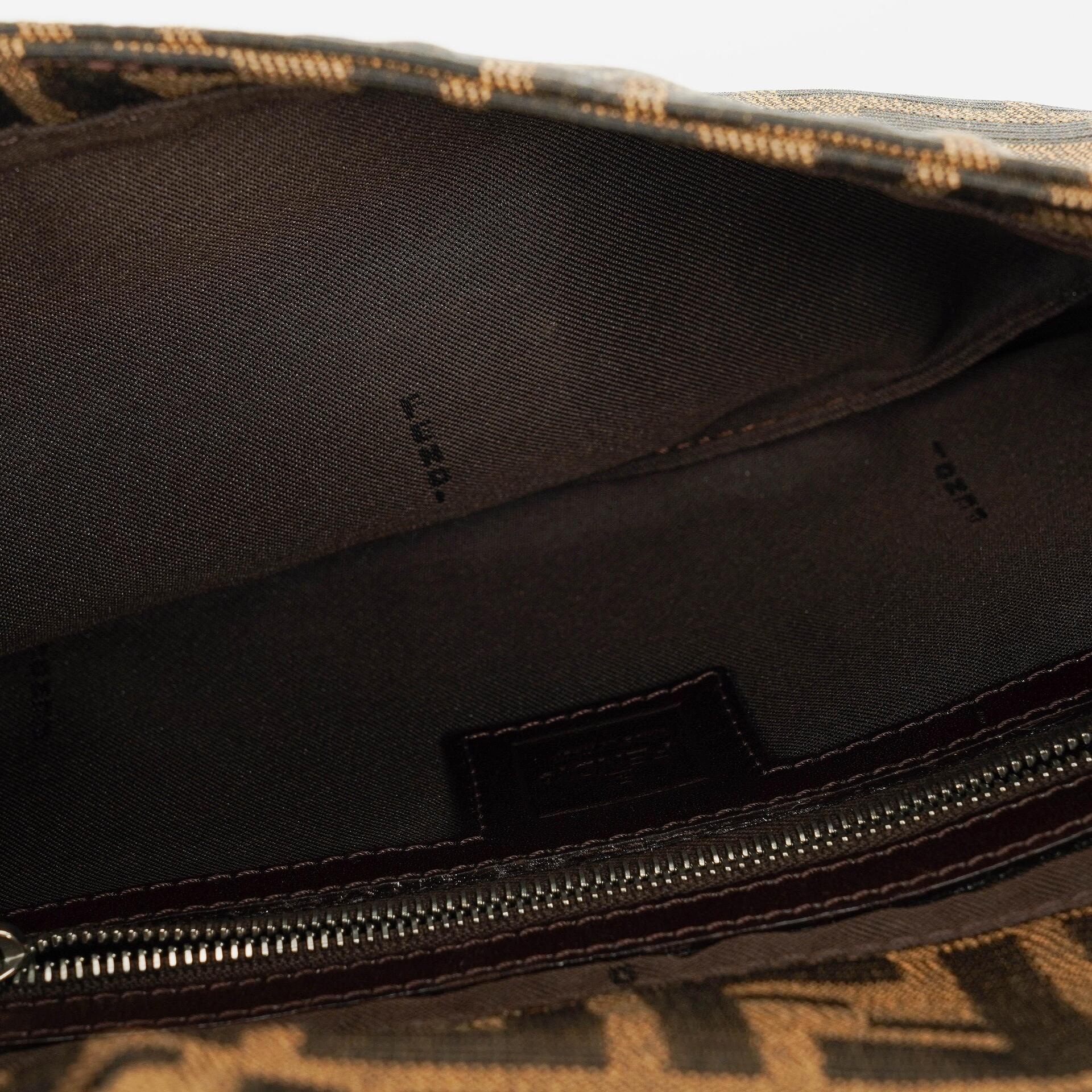 Fendi Zucca Baguette Schultertasche