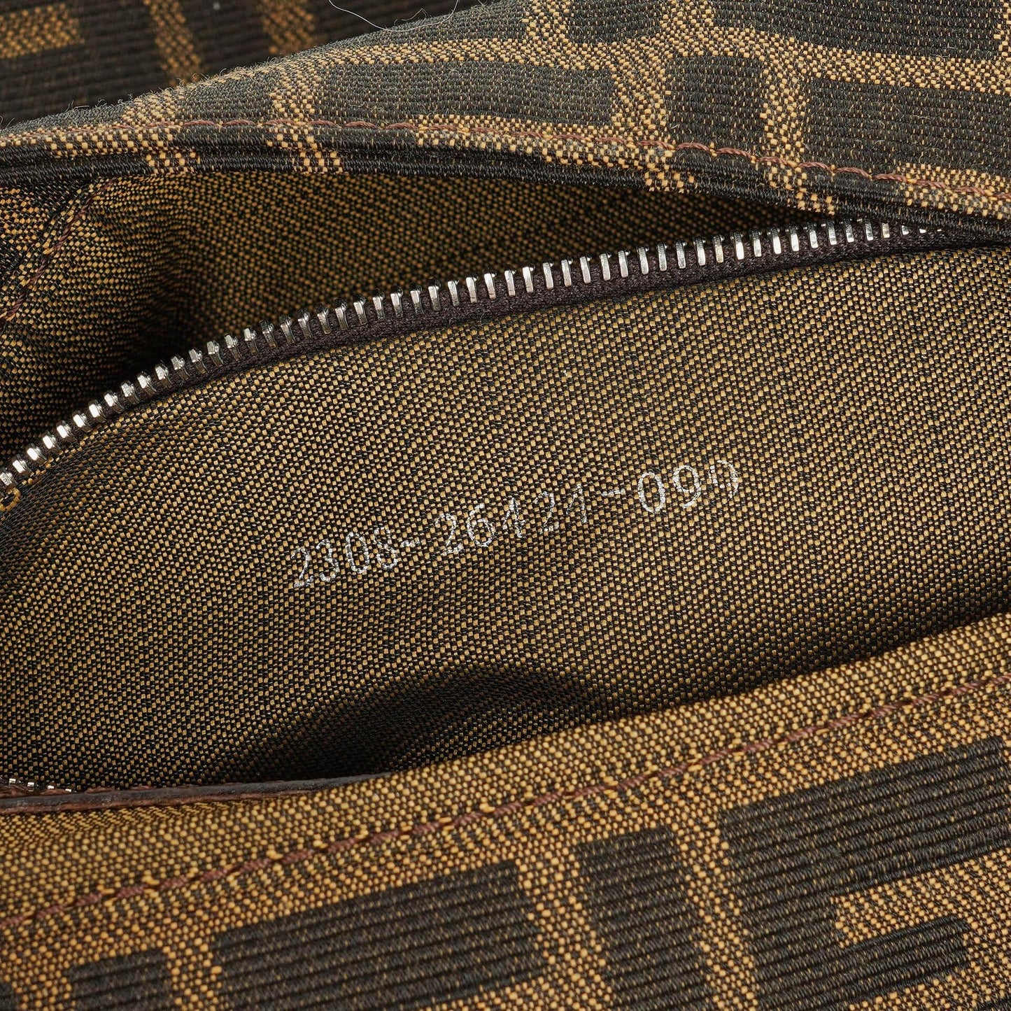 Fendi Zucca Baguette Schultertasche