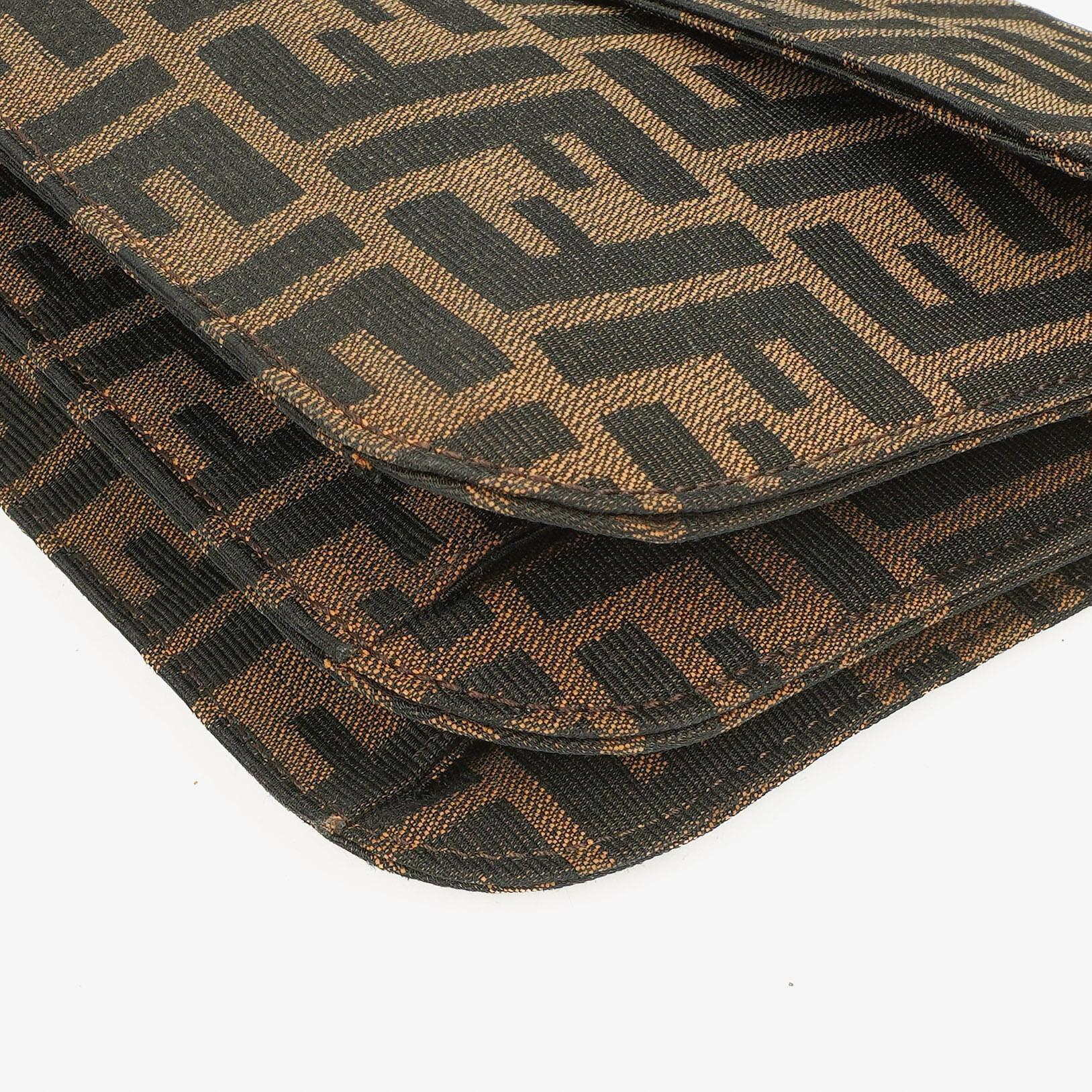 Fendi Zucca Baguette Tobacco Schultertasche aus Canvas