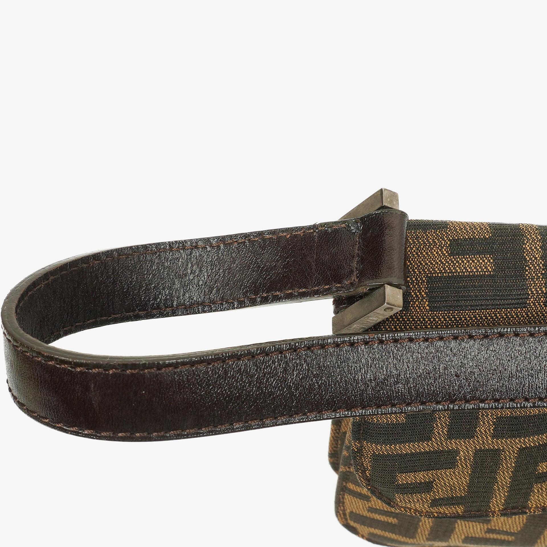 Fendi Zucca Baguette Tobacco Schultertasche aus Canvas