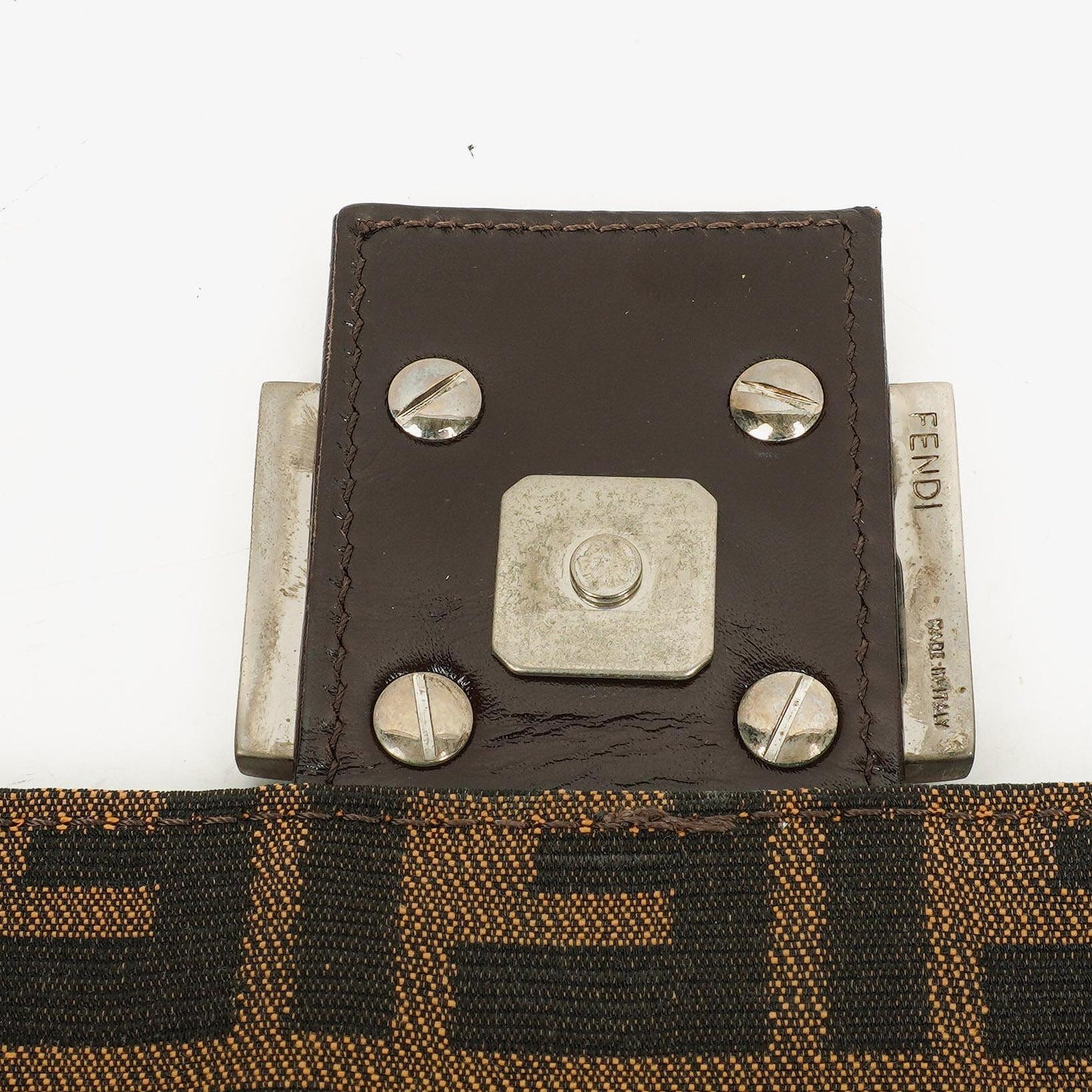 Fendi Zucca Baguette Tobacco Schultertasche aus Canvas