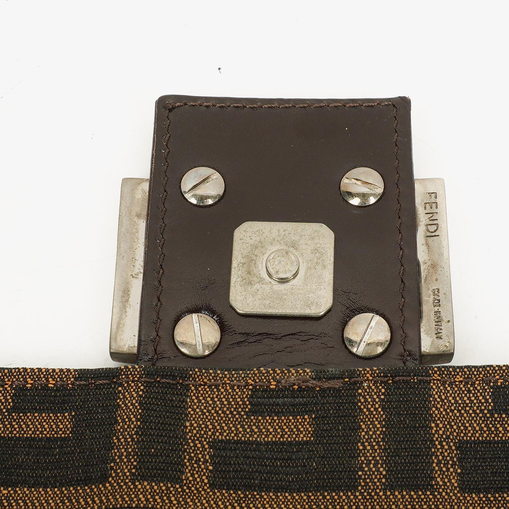 Fendi Zucca Baguette Tobacco Schultertasche aus Canvas