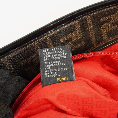 Fendi Zucca Roll Shopper Tote aus beschichtetem Canvas und Lackleder in Tabak/Schwarz mit Baguette-Print
