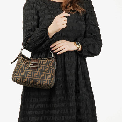 Fendi Zucca Mamma Baguette Schultertasche