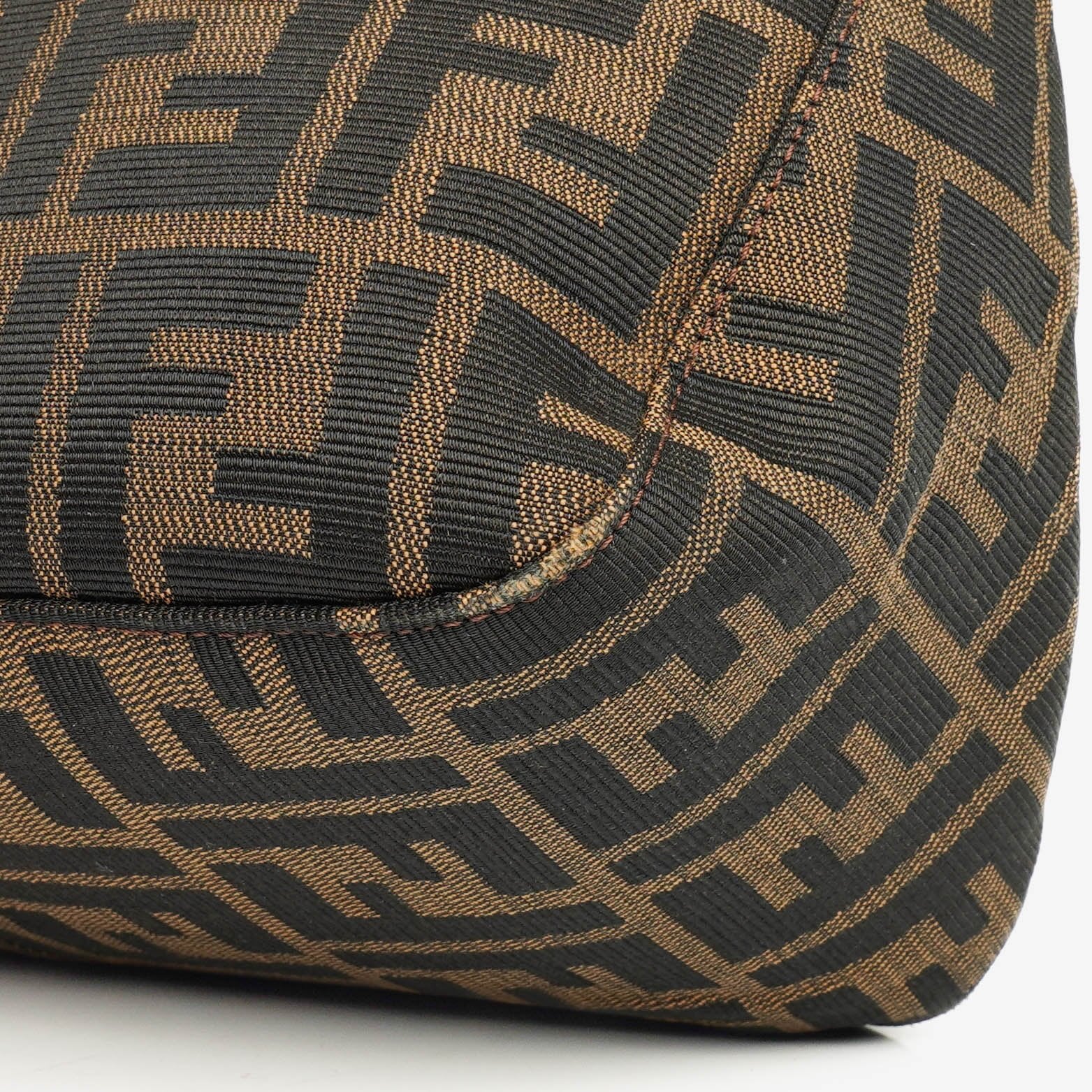 Fendi Zucca Mamma Baguette Schultertasche