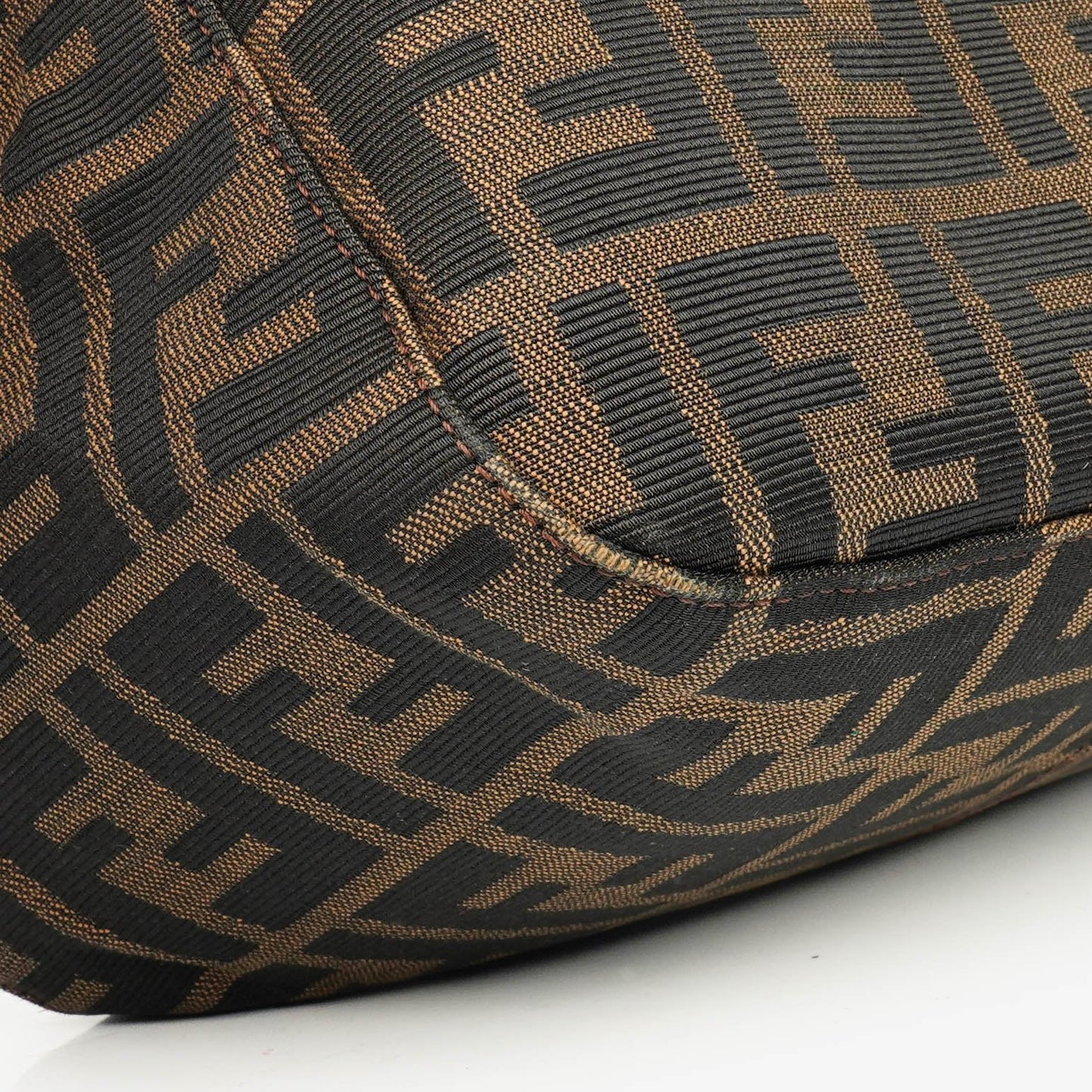 Fendi Zucca Mamma Baguette Schultertasche