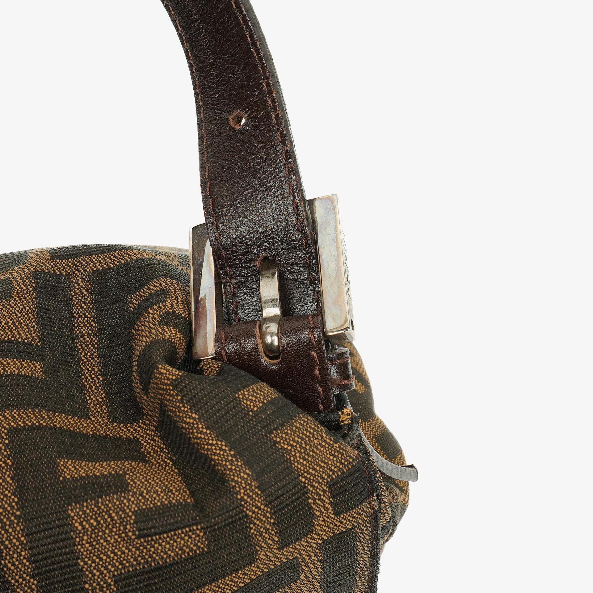 Fendi Zucca Mamma Baguette Tobacco Schultertasche