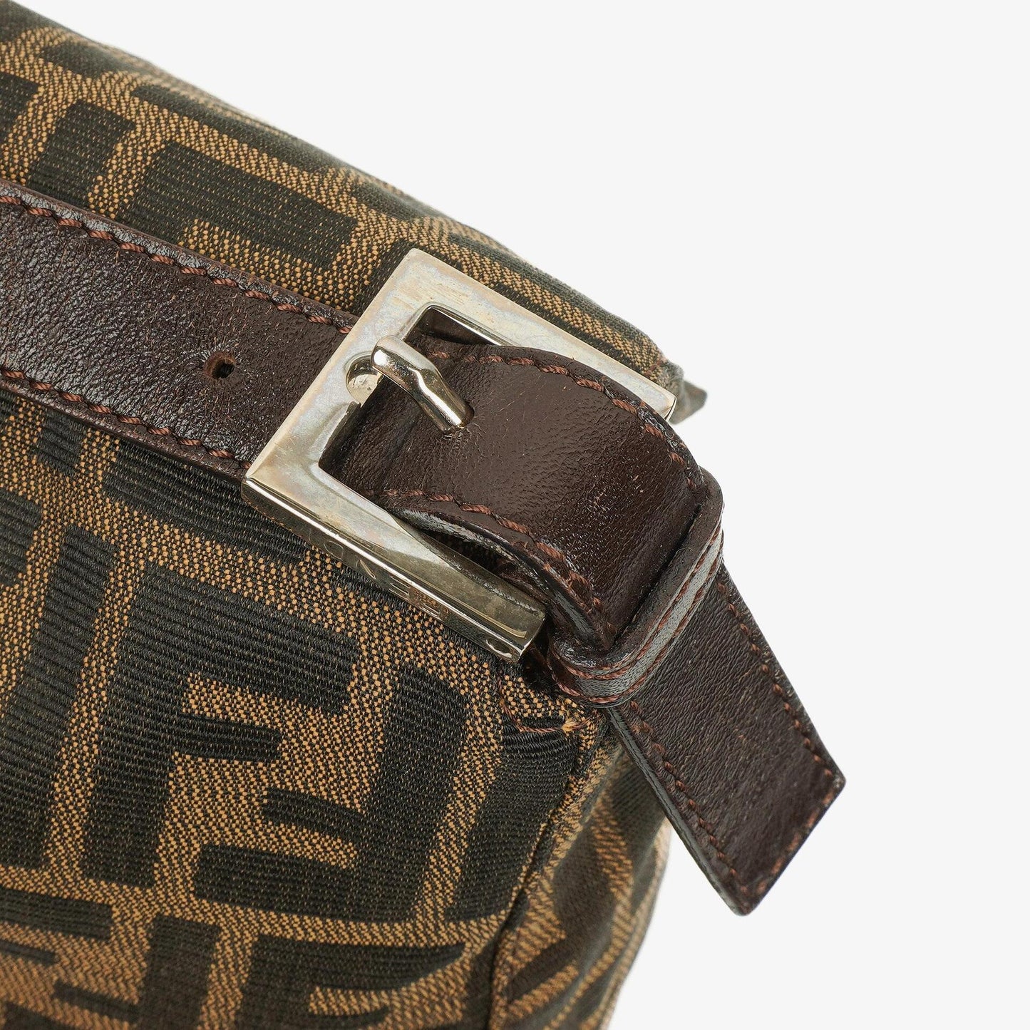 Fendi Zucca Mamma Baguette Tobacco Schultertasche