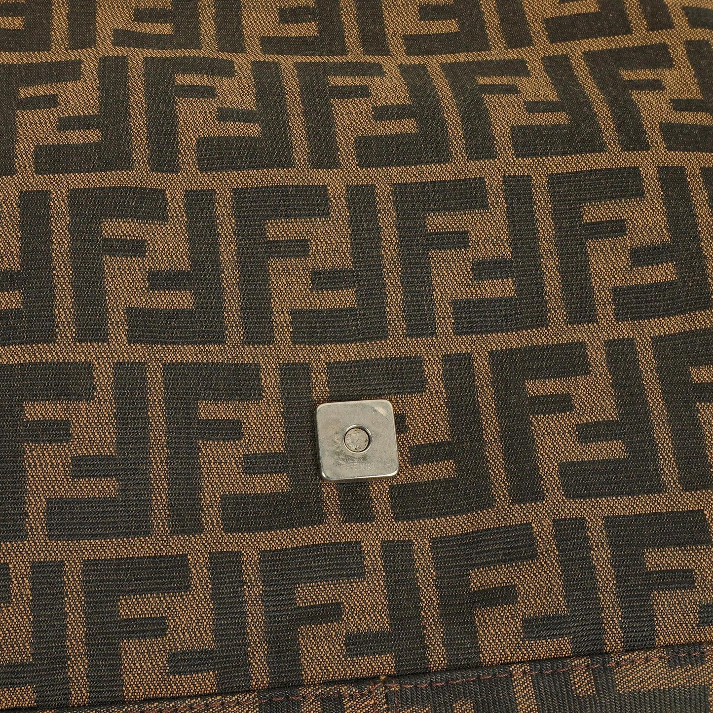 Fendi Zucca Mamma Baguette Tobacco Schultertasche