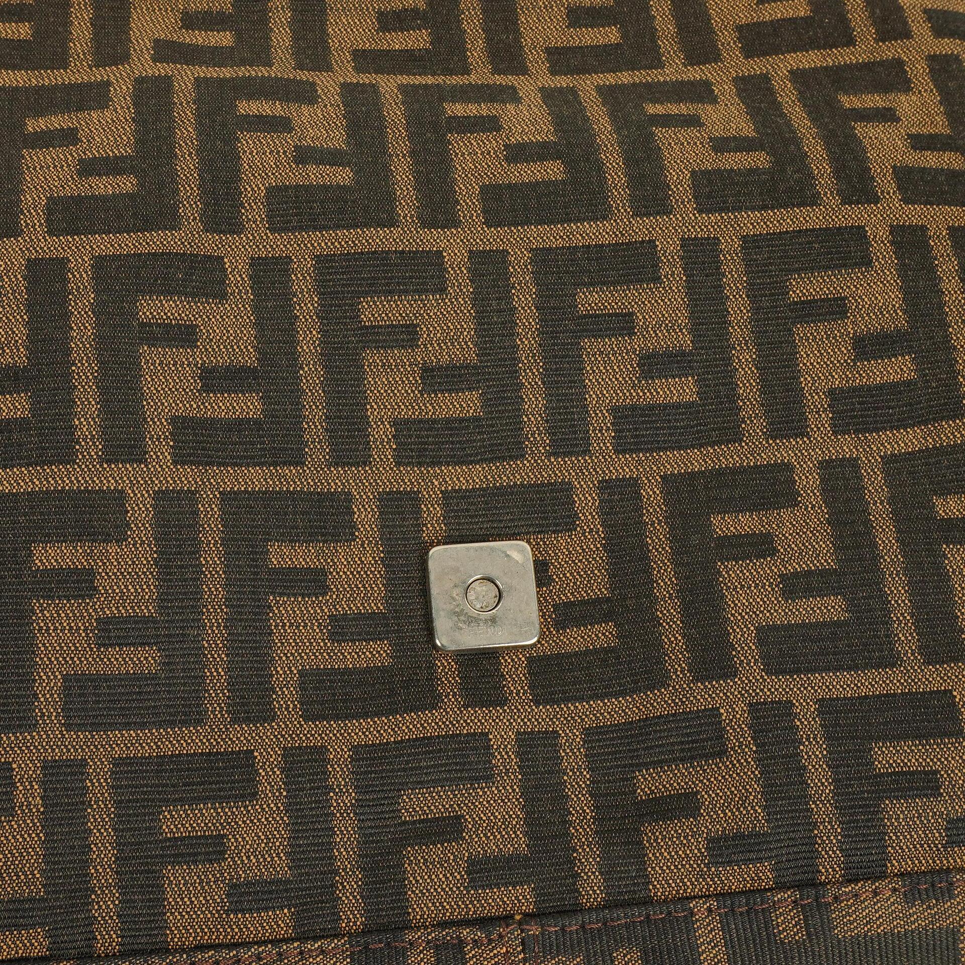 Fendi Zucca Mamma Baguette Tobacco Schultertasche