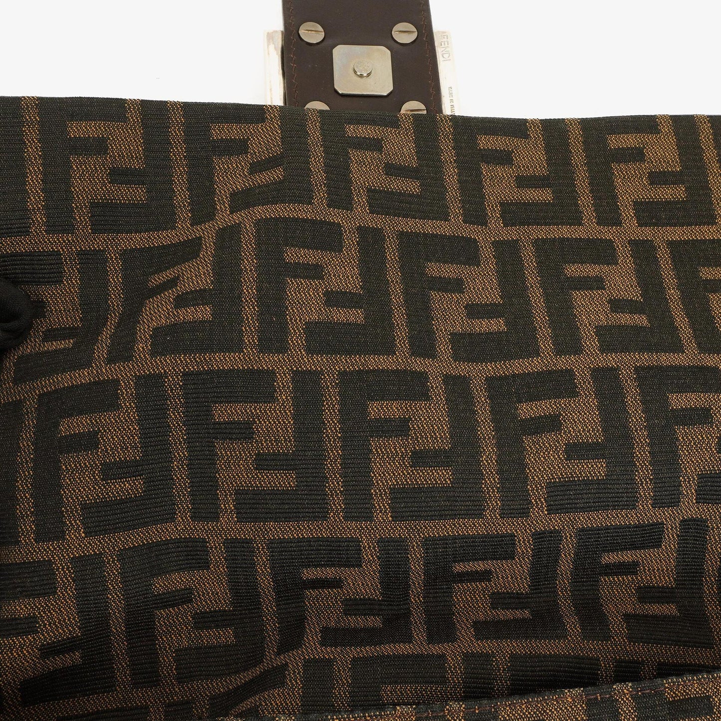 Fendi Zucca Mamma Baguette Tobacco Schultertasche