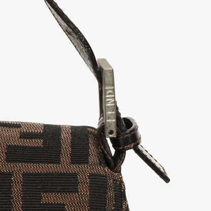 Fendi Zucca Mamma Baguette Schultertasche in Tobacco