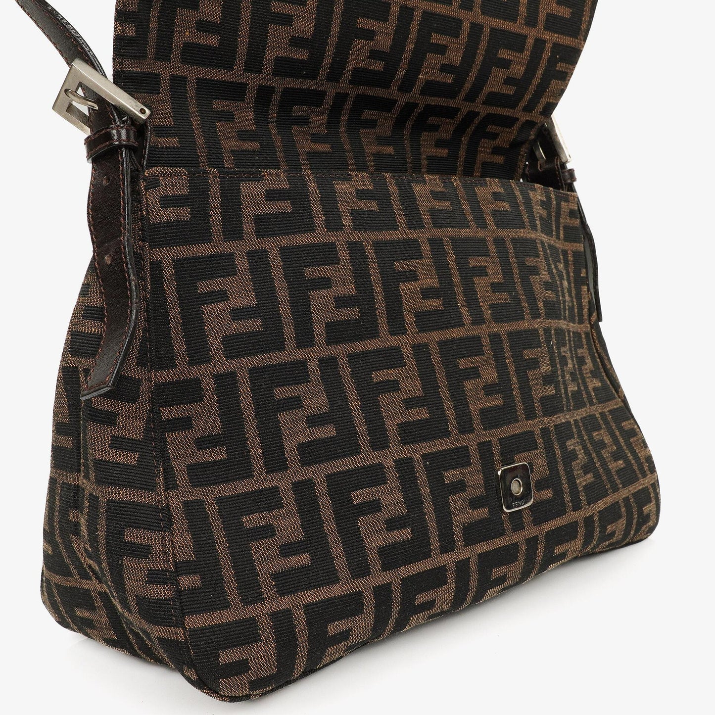 Fendi Zucca Mamma Baguette Schultertasche in Tobacco
