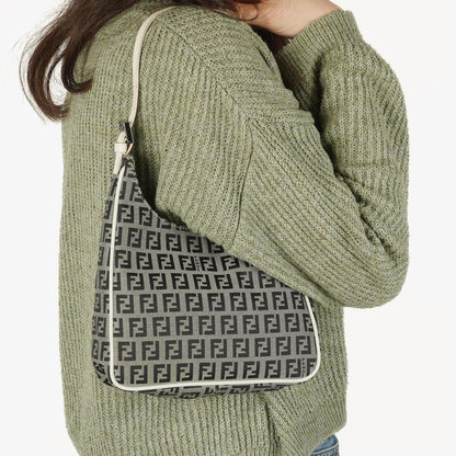 Fendi Zucchino Hobo Schultertasche