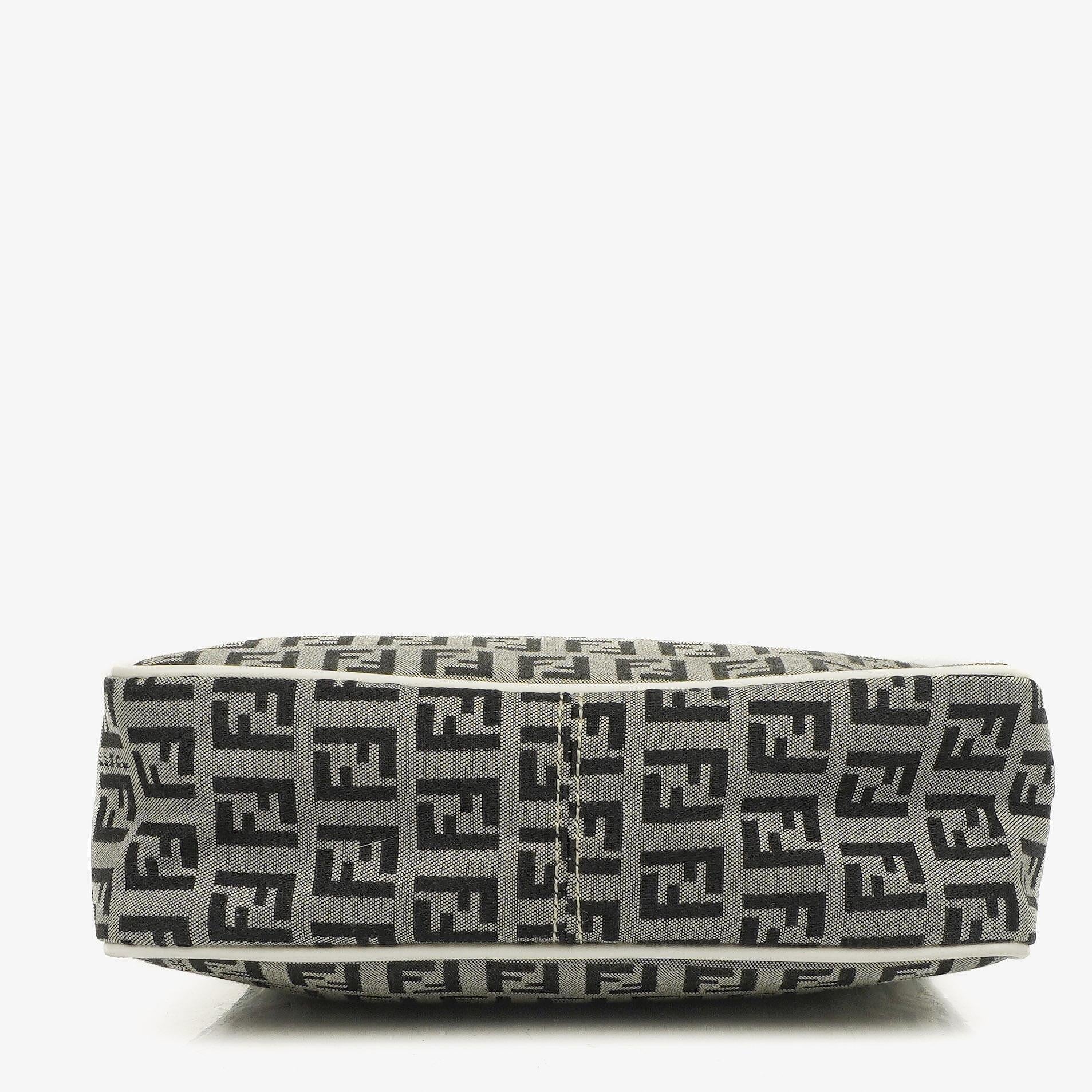 Fendi Zucchino Hobo Schultertasche