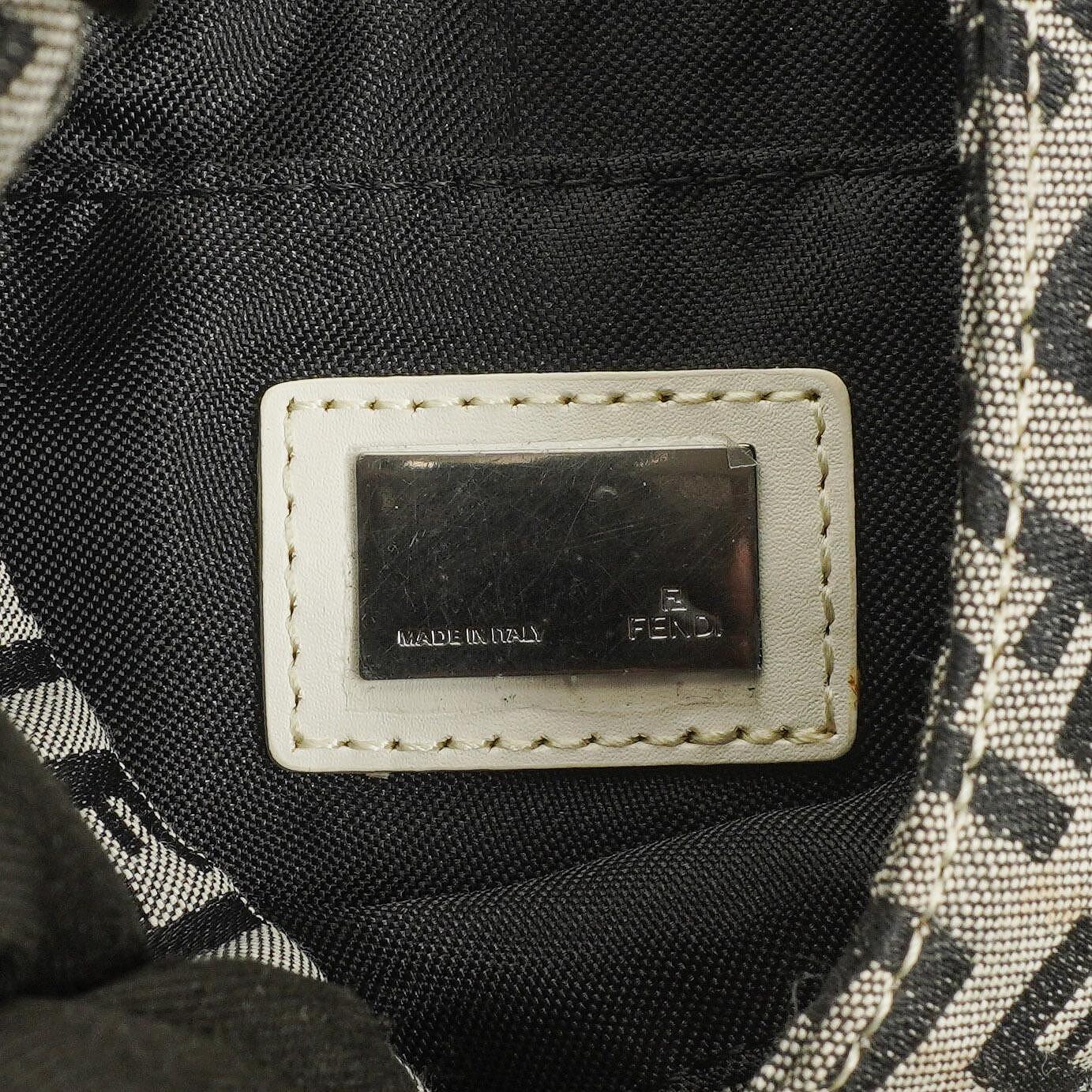 Fendi Zucchino Hobo Schultertasche
