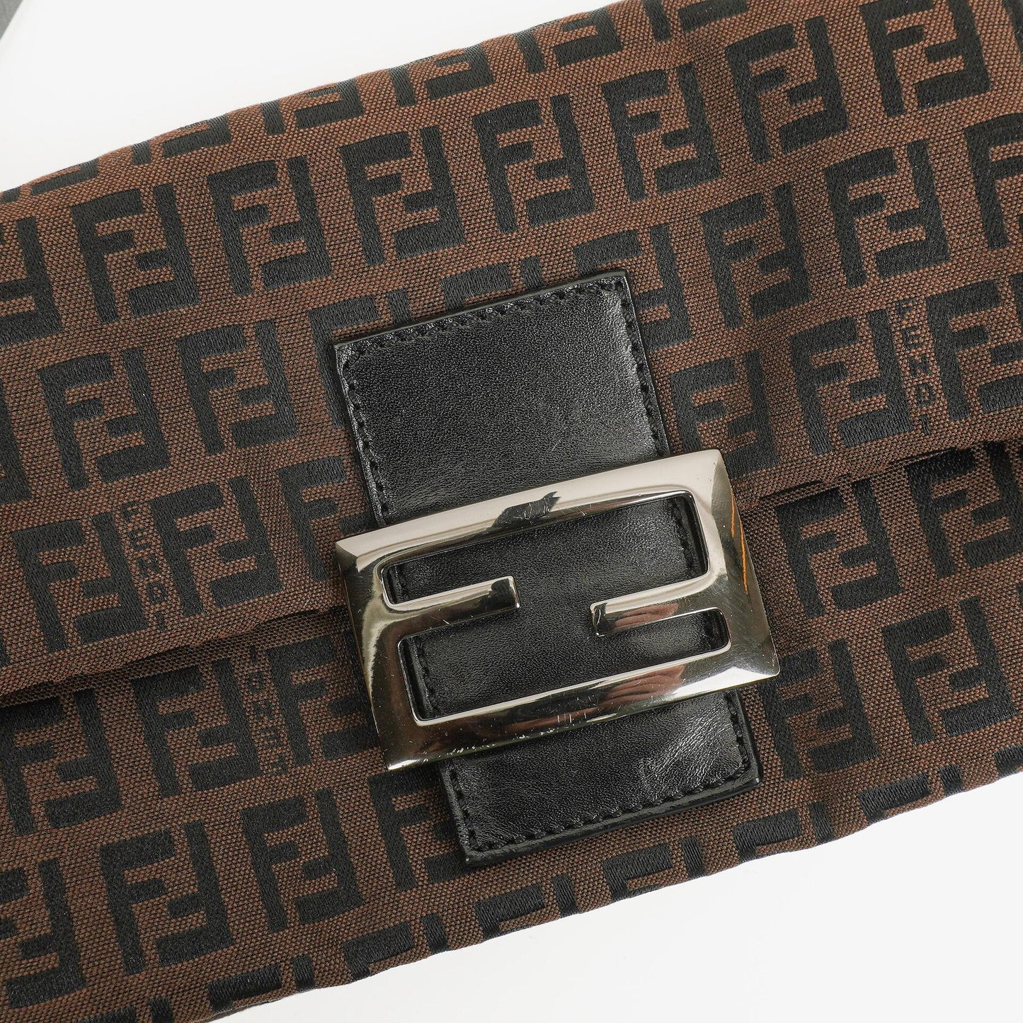 Fendi Zucchino Mini Mamma Baguette Schultertasche