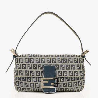 Fendi Zuccino Baguette Handtasche in Navy/Grau