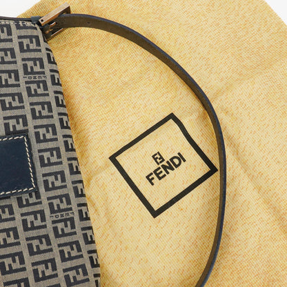 Fendi Zuccino Baguette Handtasche in Navy/Grau