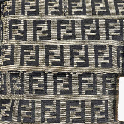 Fendi Zuccino Baguette Handtasche in Navy/Grau
