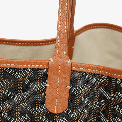 Goyard Saint Louis PM Tote aus schwarzem beschichtetem Canvas mit Chevron-Print