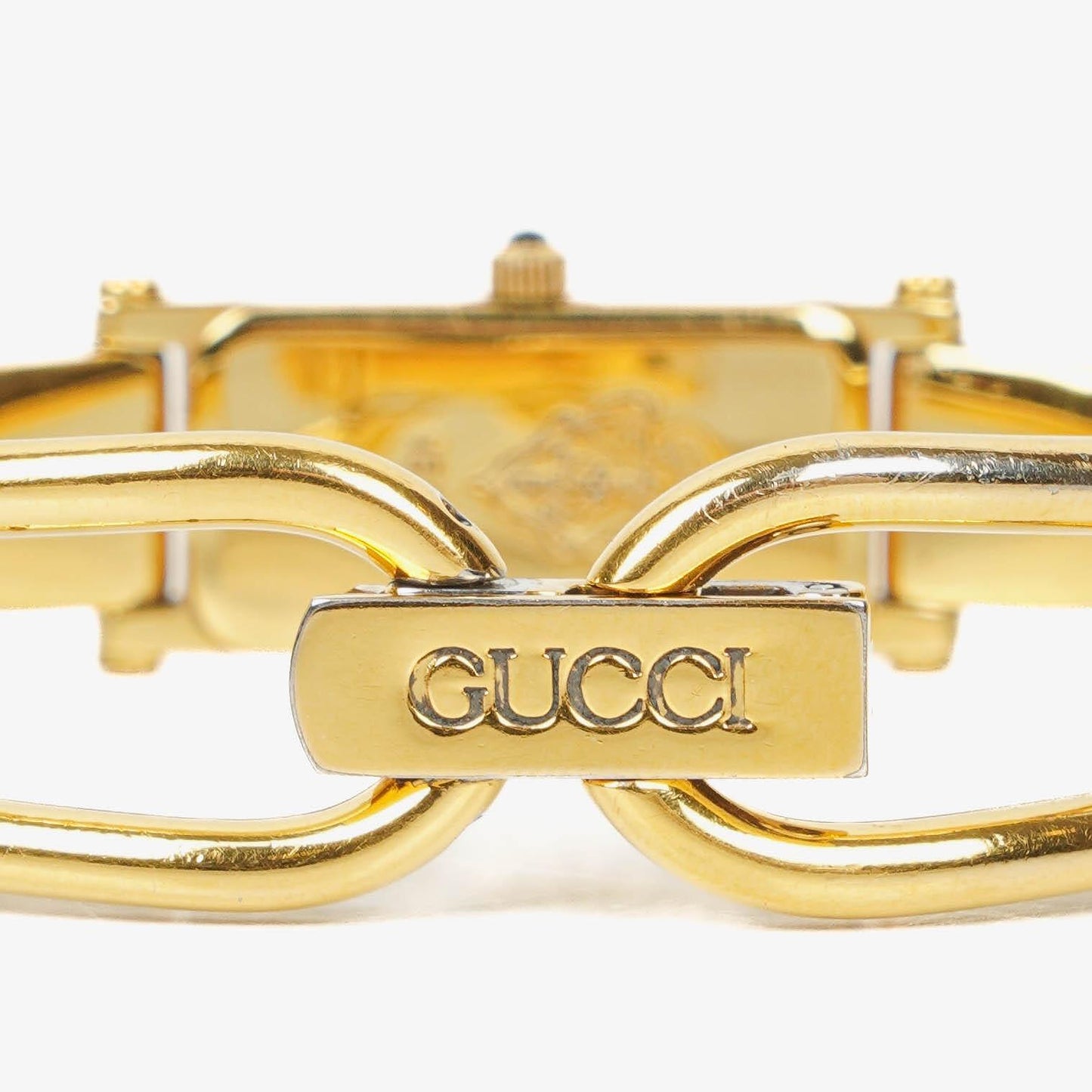 Gucci 1500 rechteckige Uhr aus goldfarbenem Edelstahl