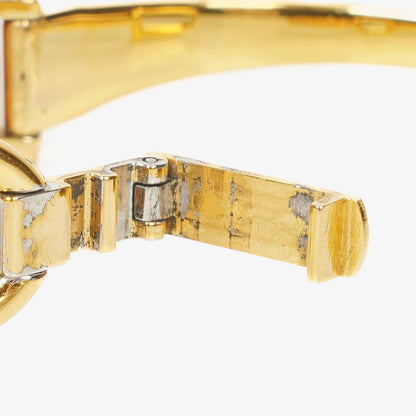 Gucci 1500 rechteckige Uhr aus goldfarbenem Edelstahl