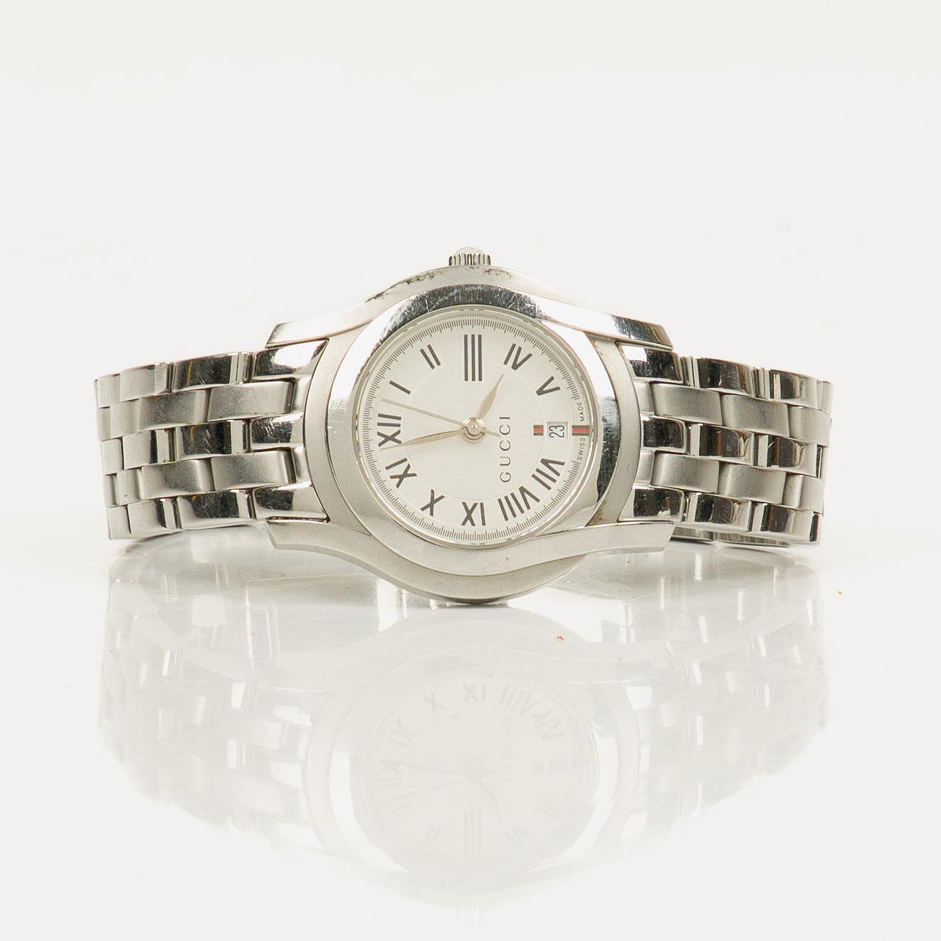 Gucci 5500L klassische Damenuhr aus Edelstahl