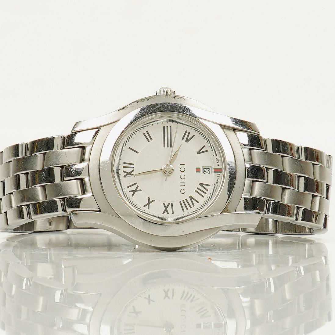 Gucci 5500L klassische Damenuhr aus Edelstahl