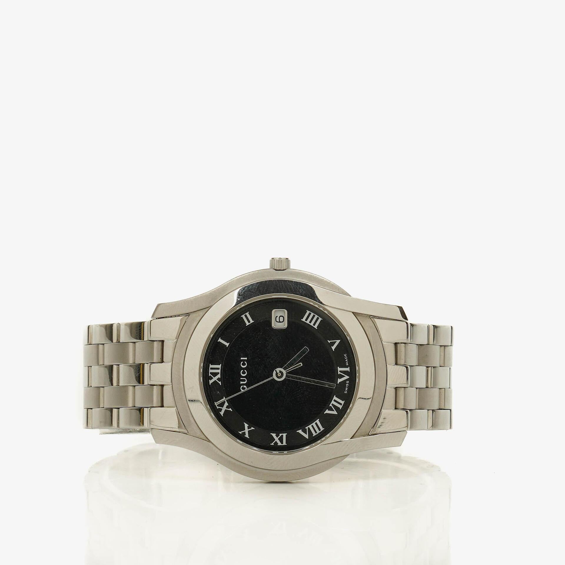 Gucci 5500M Armbanduhr aus Edelstahl