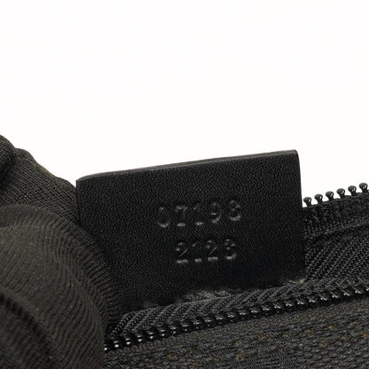 Gucci Baguette Pochette Boot Schwarz GG Monogram Tasche