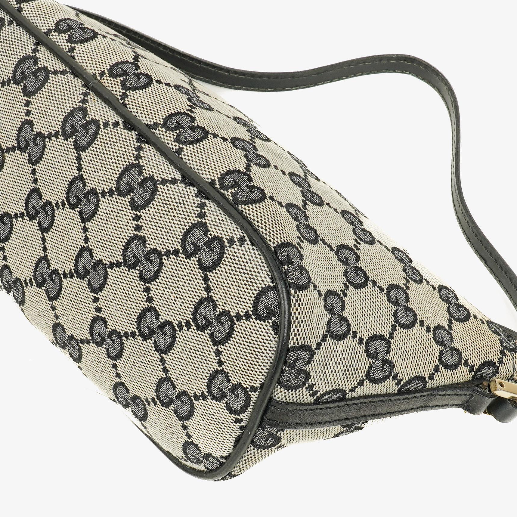 Gucci Baguette Pochette Boat Tasche in Grau mit GG Monogram