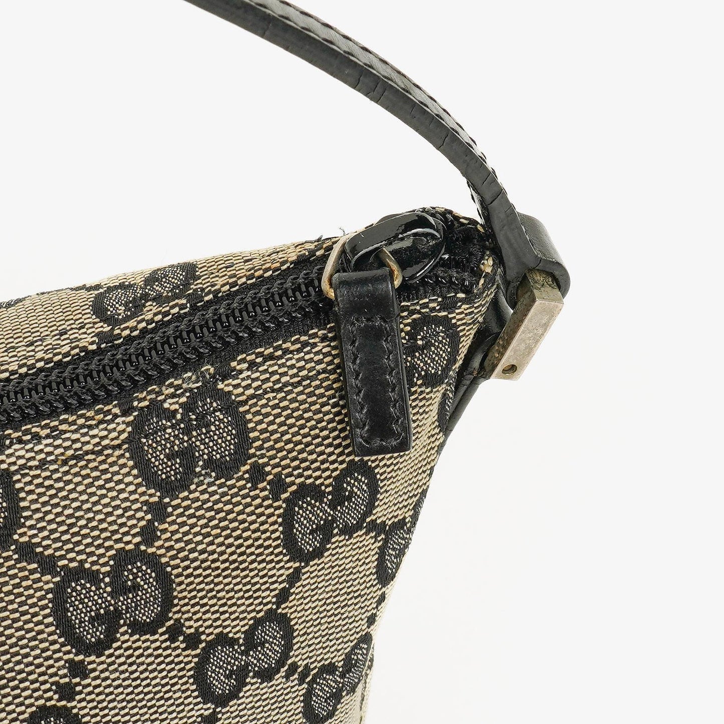 Gucci Baguette Pochette Boat Tasche in Grau/Schwarz mit GG Monogramm
