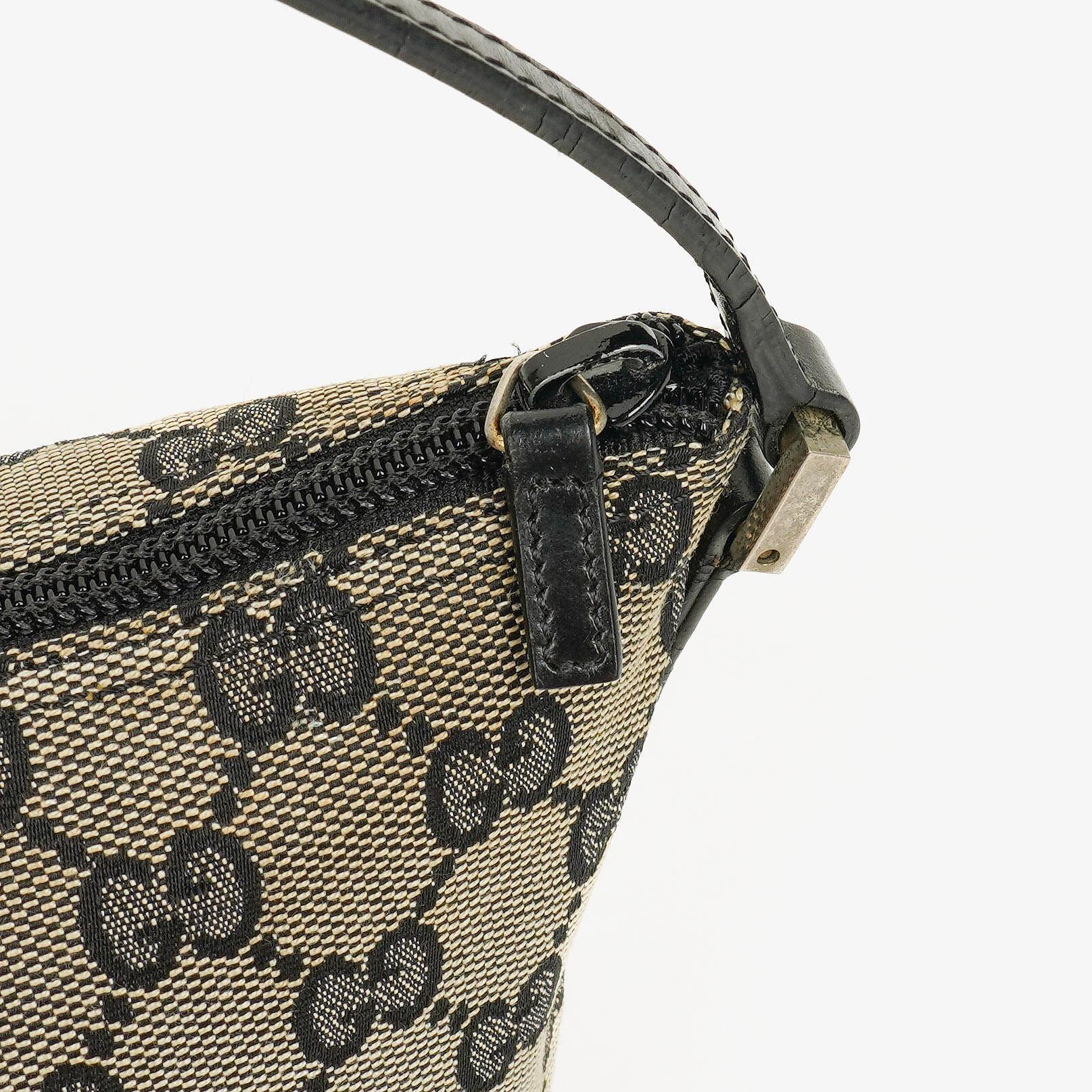 Gucci Baguette Pochette Boat Tasche in Grau/Schwarz mit GG Monogramm