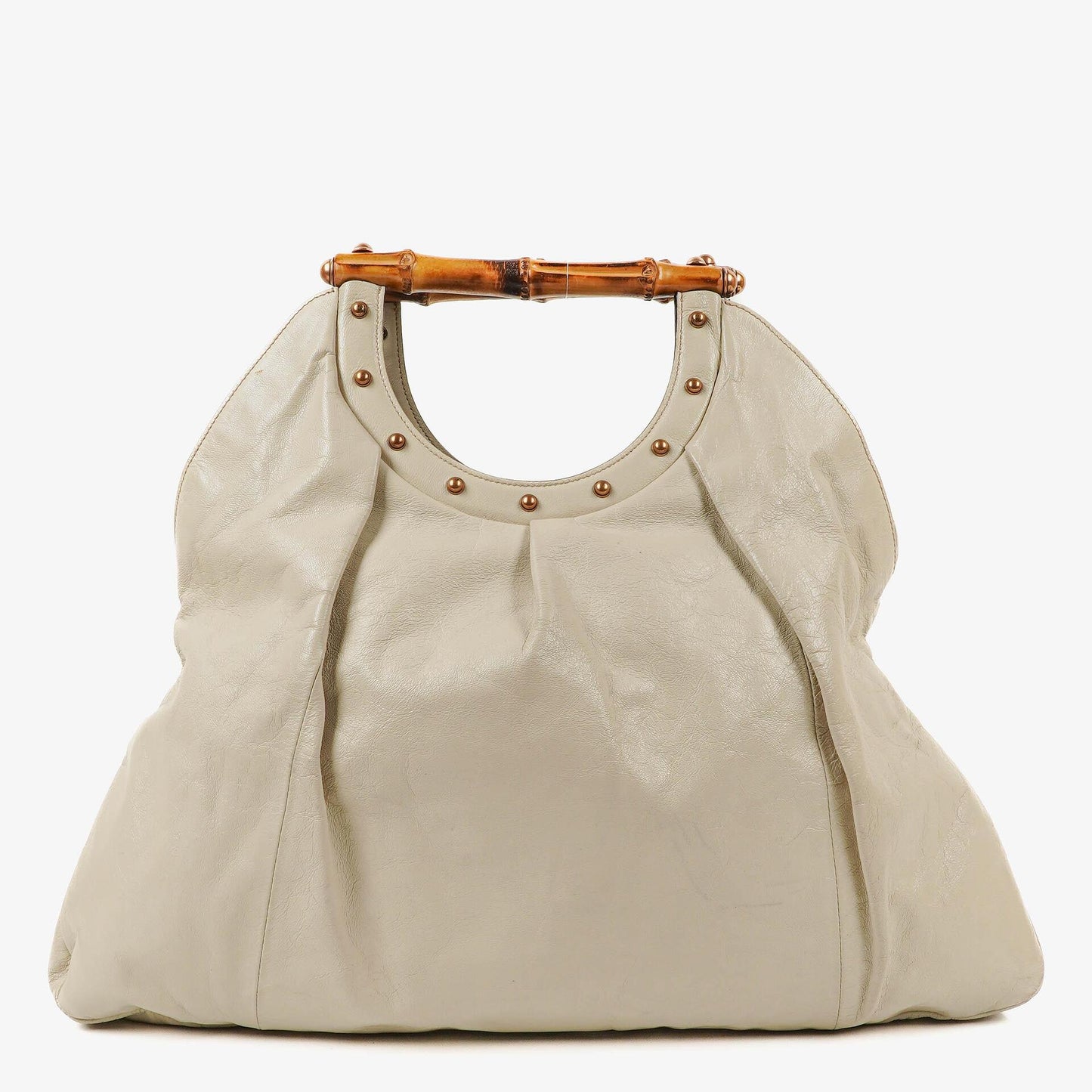 Gucci große Tote Tasche aus neutralem Kalbsleder mit Nieten und Bambusgriff