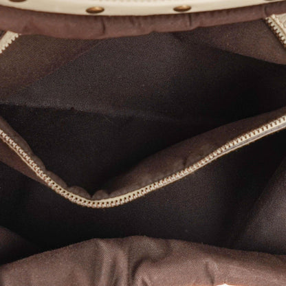 Gucci große Tote Tasche aus neutralem Kalbsleder mit Nieten und Bambusgriff